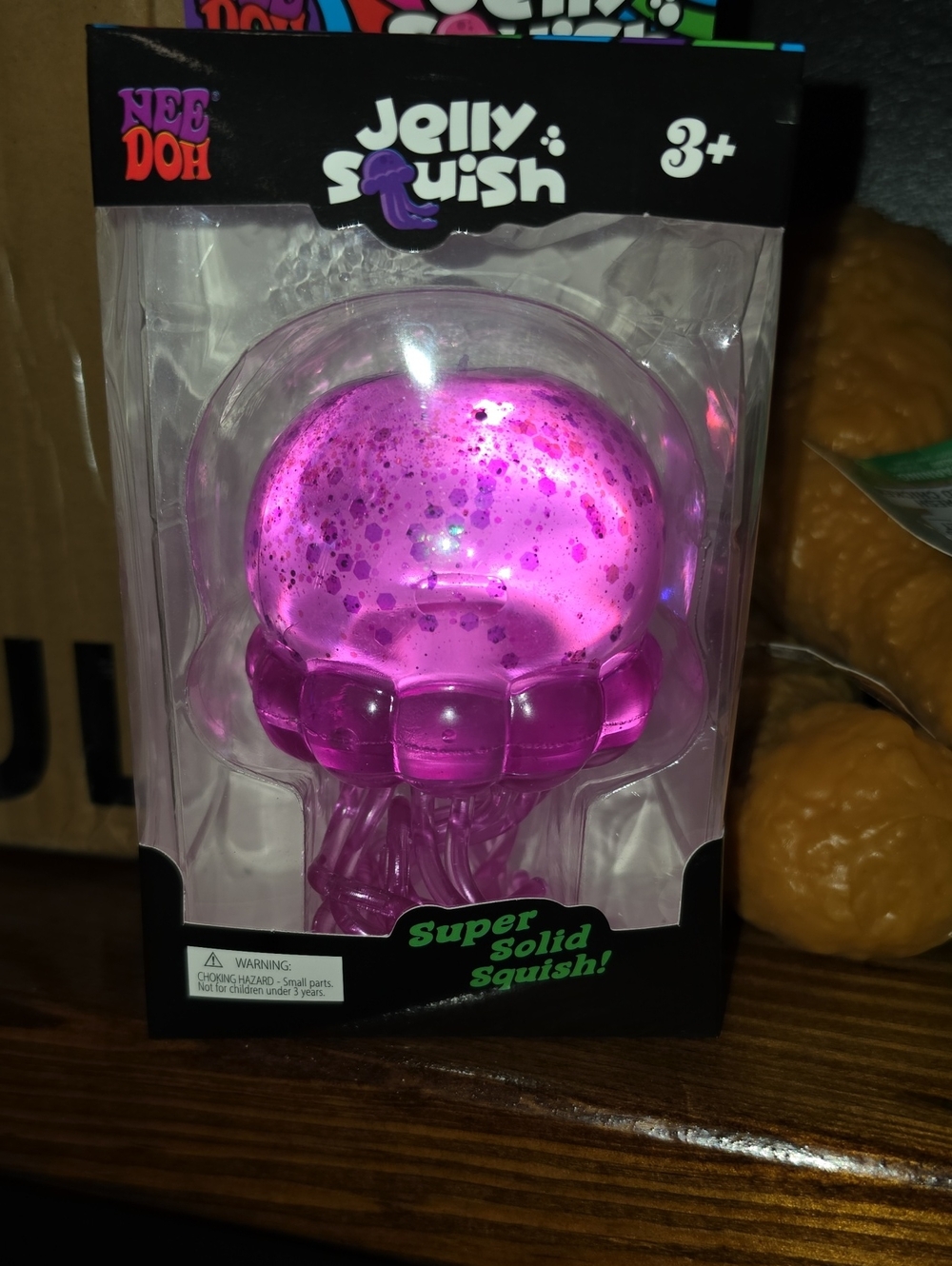 ENORMOUS JELLYFISH SQUISHY! NOT NEEDOH!